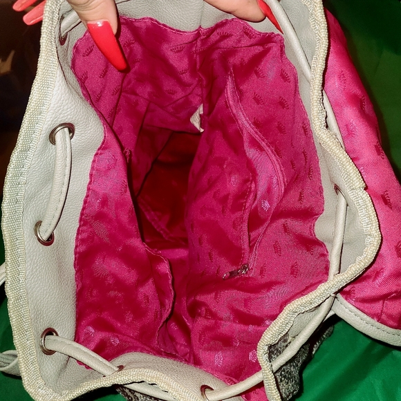 JUICY COUTURE SEQUIN BACKPACK - Picture 4 of 6